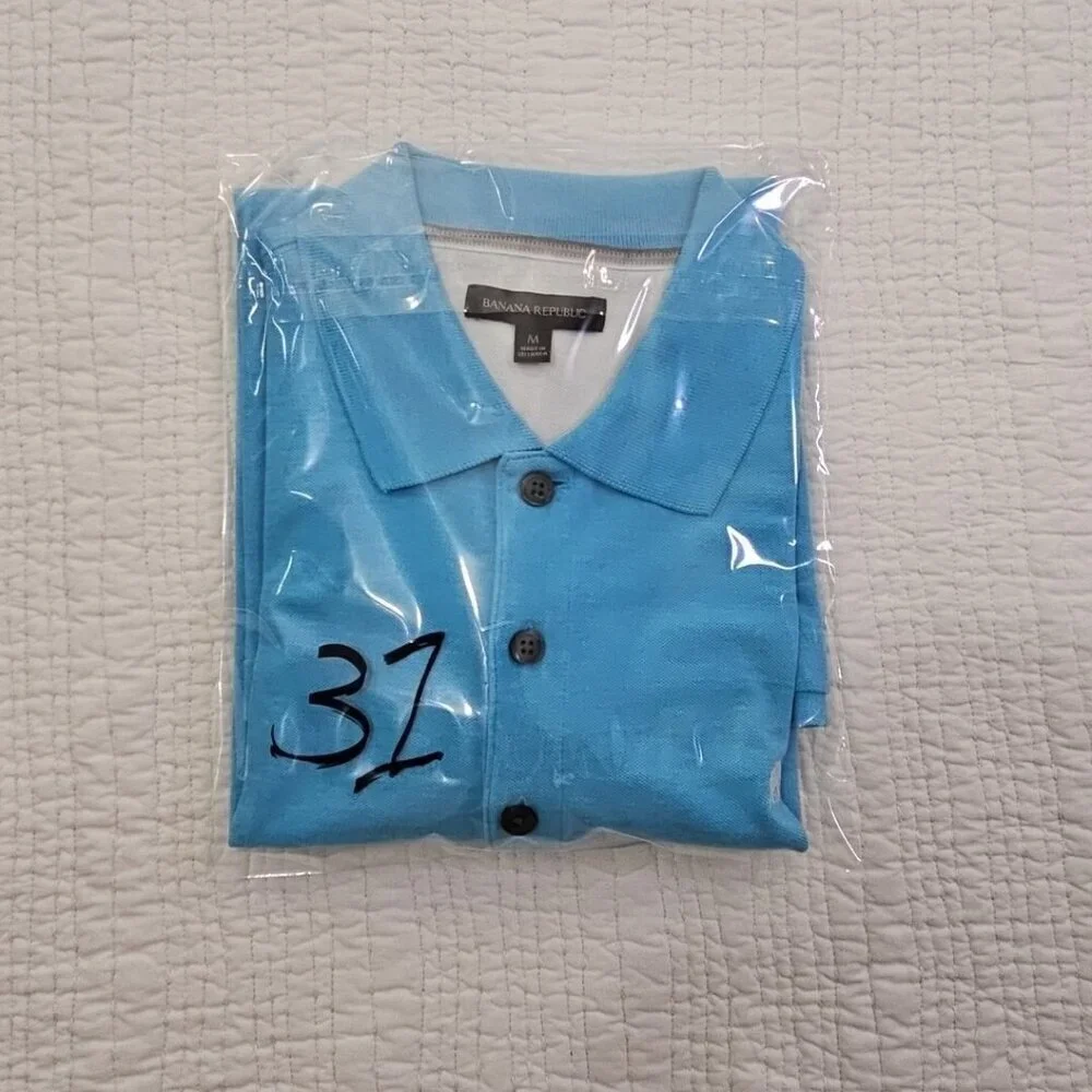 Banana Republic Men’s Size Large Short‎ Sleeve Polo Shirt Elephant Logo Sky Blue